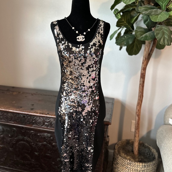 NWT Yoana Baraschi Sequins Bodycon Dress - Picture 1 of 8
